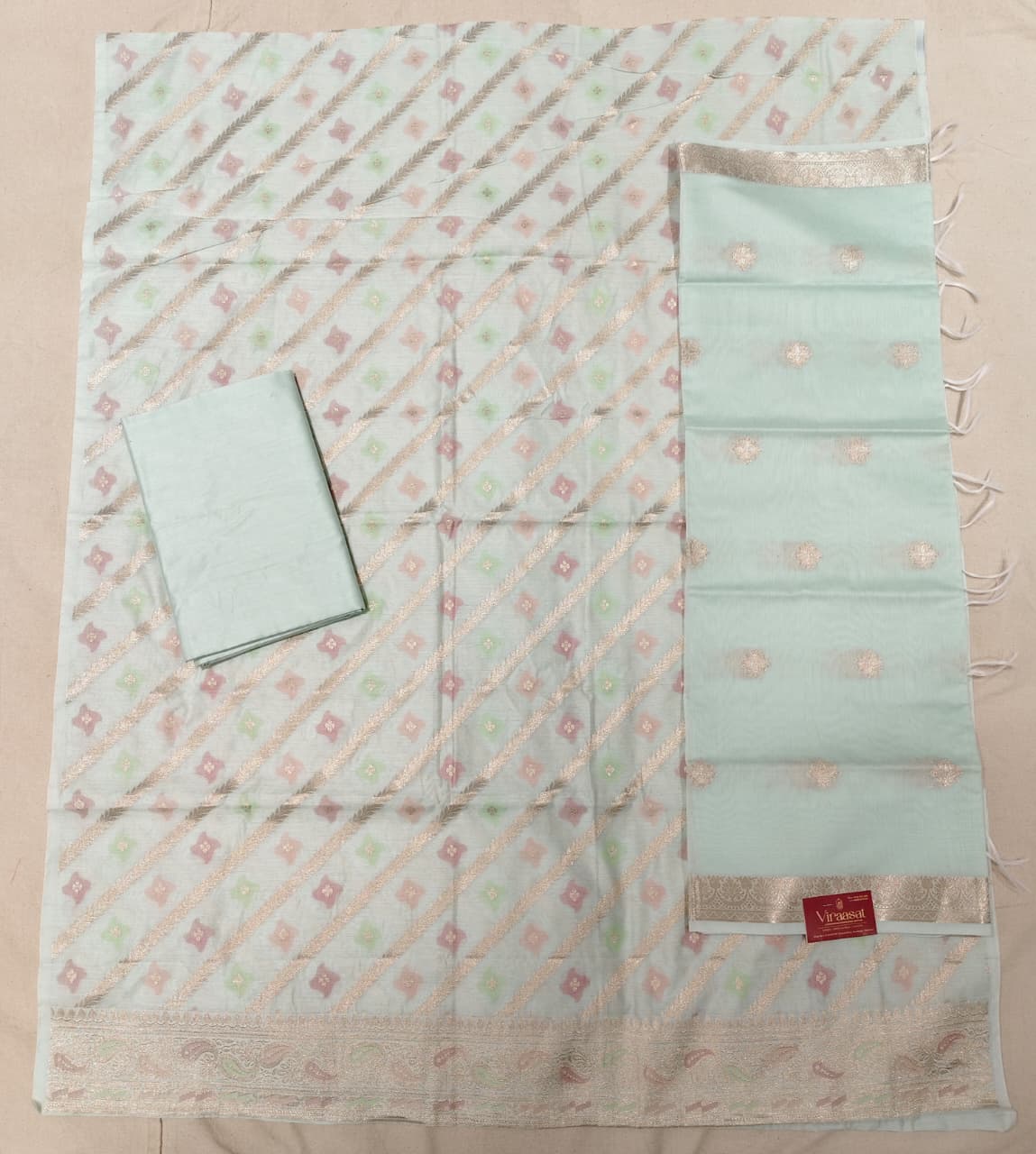 Signature Weave: Crimson Red 'Royal Paisley' Banarasi Katan Silk Saree