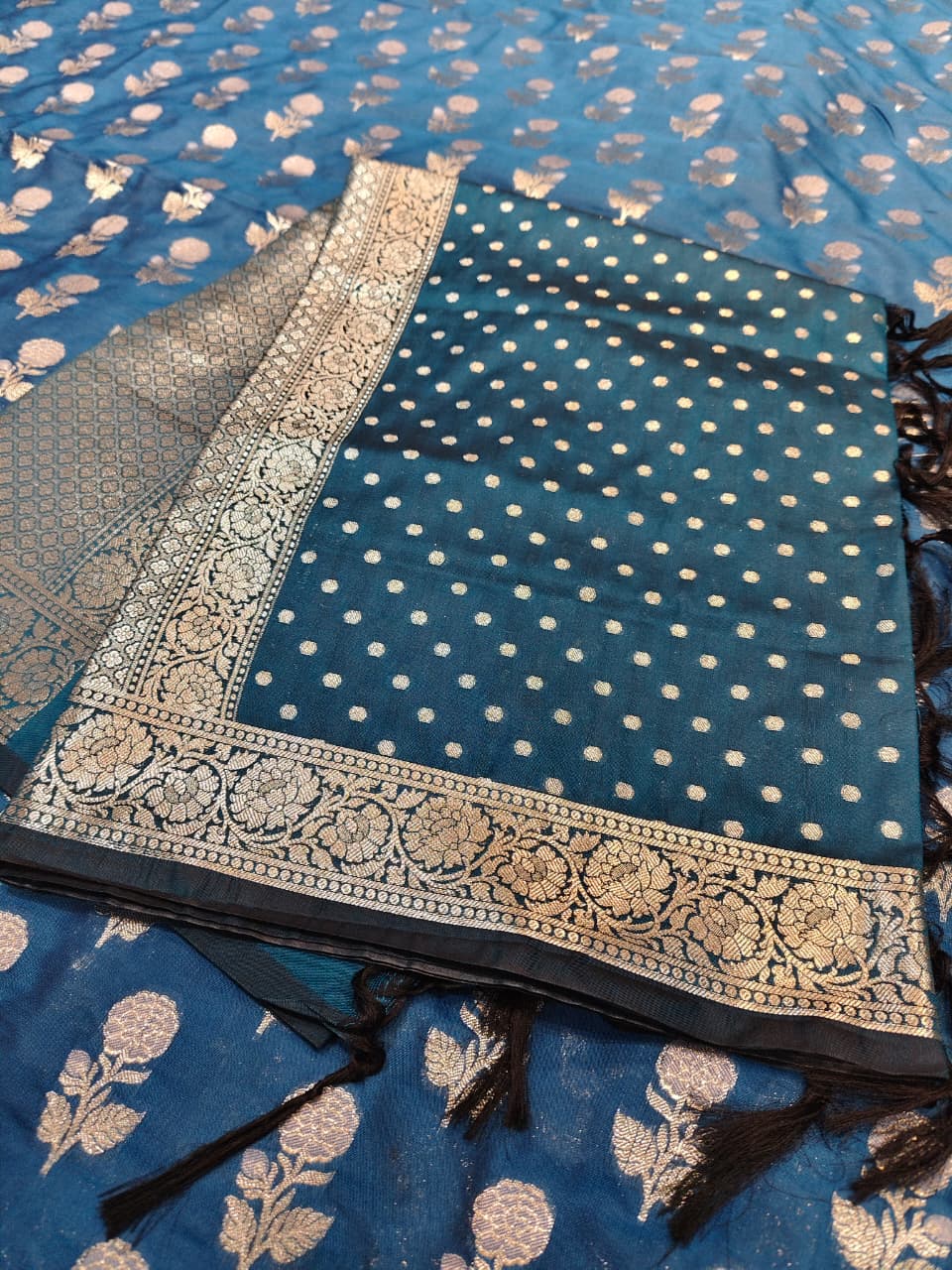 The Teal Royale: Vertical Rose Banarasi Cotton Se
