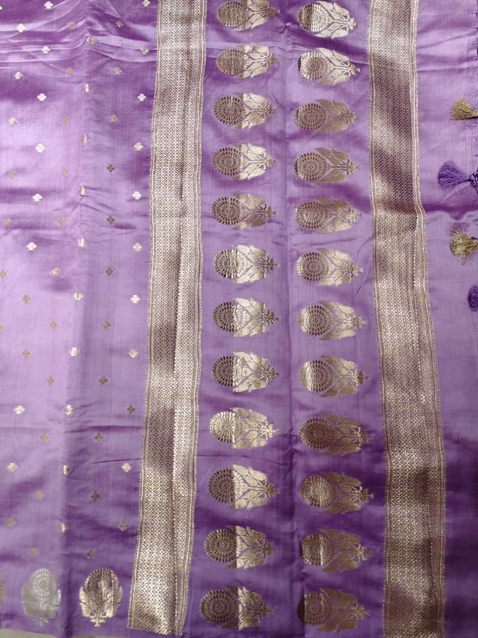 Ethereal Lavender 'Floral Border' Banarasi Chiniya Silk Saree