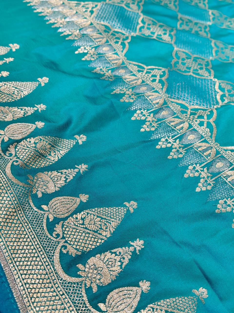 Turquoise Blue 'Diamond Lattice' Silver Zari Katan Silk Saree
