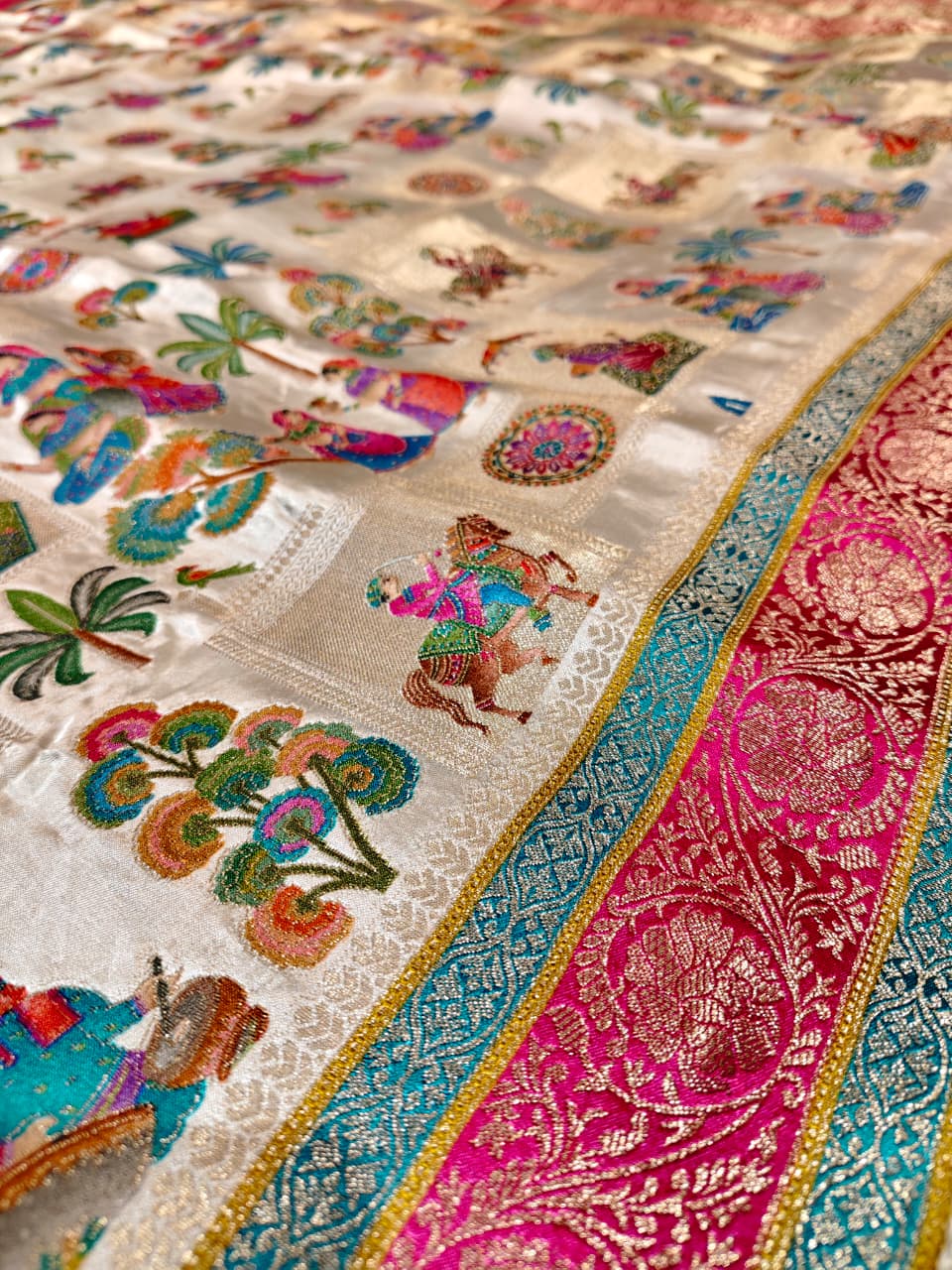 The Royal Procession 'Shikargah' Maheshwari Silk Saree