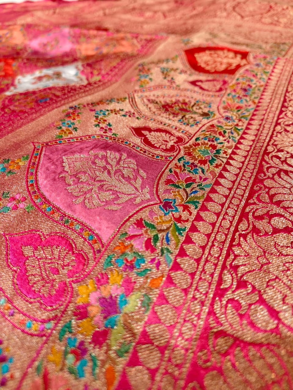 Coral Kaleidoscope Maheshwari Silk Saree